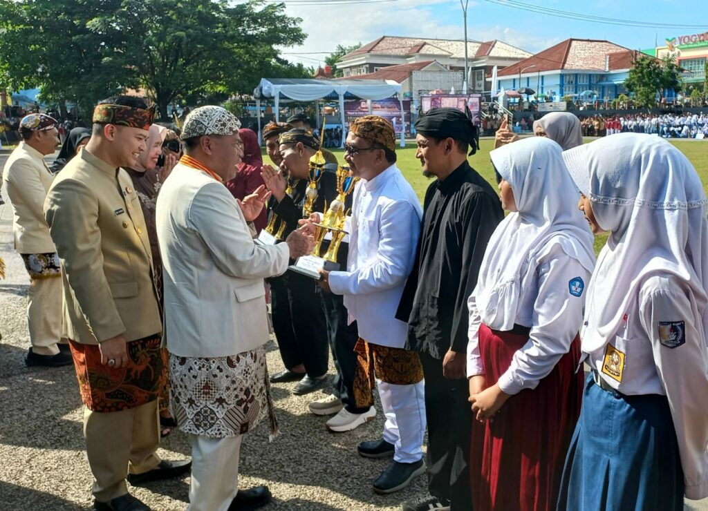 Peringati Hardiknas 2026, Bupati Majalengka: IPM Tertinggi di Ciayumajakuning, Tantangan ATS Jadi Prioritas