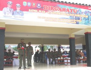 Bupati Majalengka Pimpin Upacara HUT SATPOL PP ke-67 dan SATLINMAS ke-55