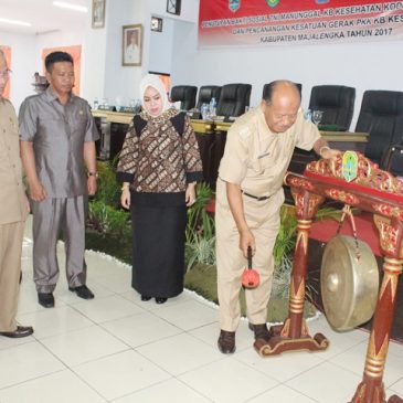 Bupati Hadiri Penutupan Bakti Sosial TNI Manunggal Kodim 0617 KB Kesehatan Dan Pencanangan Kesatuan Gerak PKK KB Kesehatan