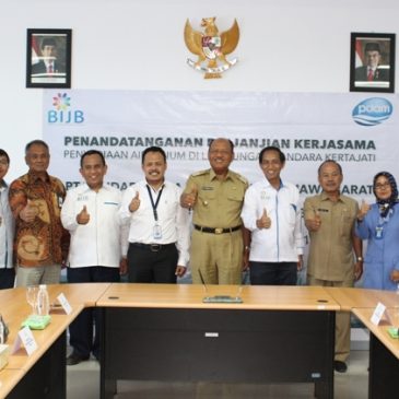 Bupati Hadiri Penandatanganan kerjasama Penyediaan Air Minum antara PDAM dengan PT.BIJB