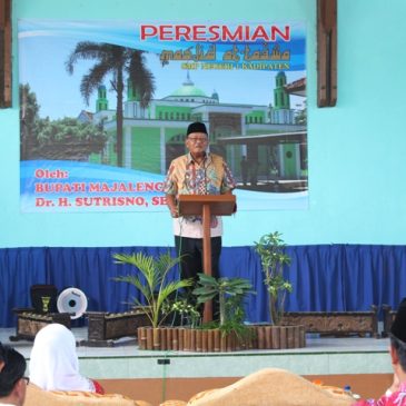 Bupati Hadiri Peresmian Masjid SMPN 1 Kadipaten