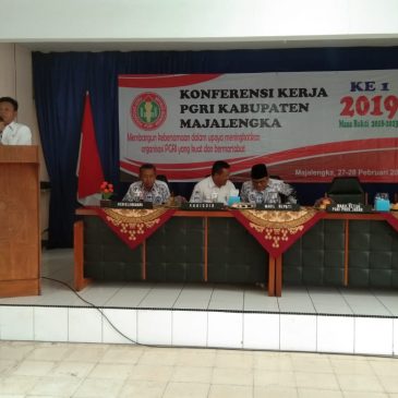 Wakil Bupati Buka Konferensi Kerja PGRI