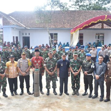 Bupati Majalengka Pimpin Upacara Pembukaaan TNI Manunggal Sindang Kasih Tahun 2019