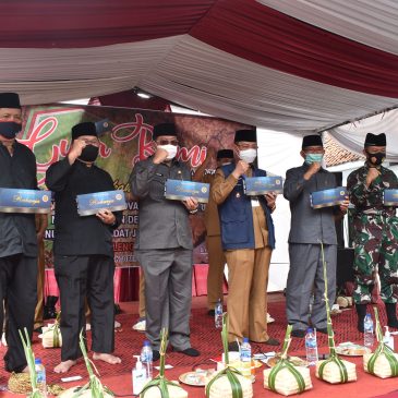 Bupati Hadiri Guar Bumi Desa Weragati Sekaligus Launching Peci Nasional Raharja