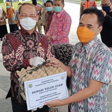 Pemkab Majalengka Salurkan 1500 Butir Telur untuk Korban Banjir