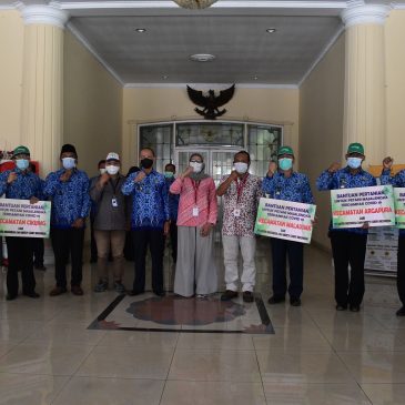 Pemkab Majalengka terima Bantuan 7.000 Paket Pestisida untuk Petani Terdampak Covid-19