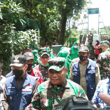 Pangdam III/Siliwangi Resmikan Jembatan Gantung 3