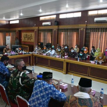 Bupati Pimpin Rakor Evaluasi Pelaksanaan Vaksinasi dan Persiapan Menjelang Bulan Suci Ramadhan 1442 H di Kab.Majalengka