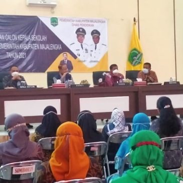 Bupati Berikan Pembinaan Calon Kepala Sekolah