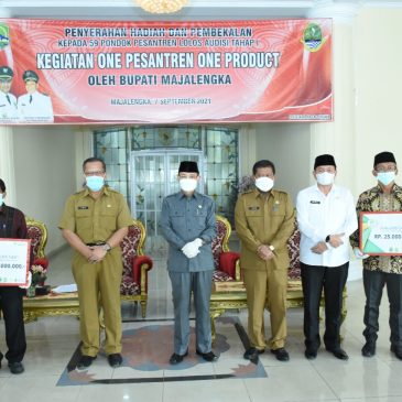 Bupati Berikan Reward kepada 59 Pondok Pesantren yang Lolos Seleksi dalam Program OPOP