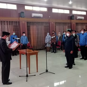 Bupati Lantik Dewan Pengawas Perumda Bank BPR Majalengka