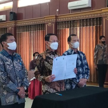 Wujudkan Smart City, Bupati Majalengka Teken MoU Dengan Menteri Kominfo RI