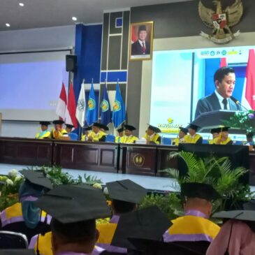 UNMA Wisuda 735, Pj Bupati Berharap Sarjana Menjadi Pengerak Perekonomian Desa