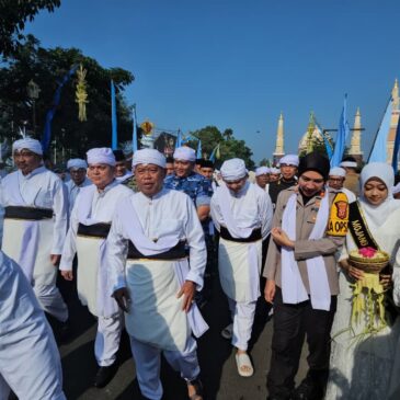 Kirab dan Ziarah, Bupati Eman Suherman Teguhkan Semangat Majalengka Langkung SAE.