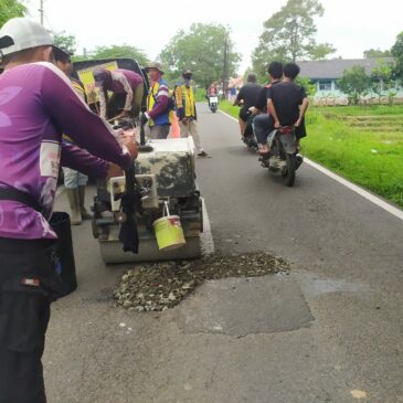 Jelang Lebaran, Pemkab Majalengka Tuntaskan 30 Titik Perbaikan Jalan.